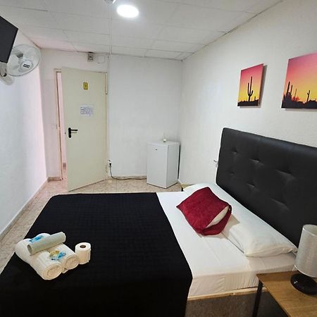 Hostal Sol Celeste Lloret de Mar Eksteriør bilde