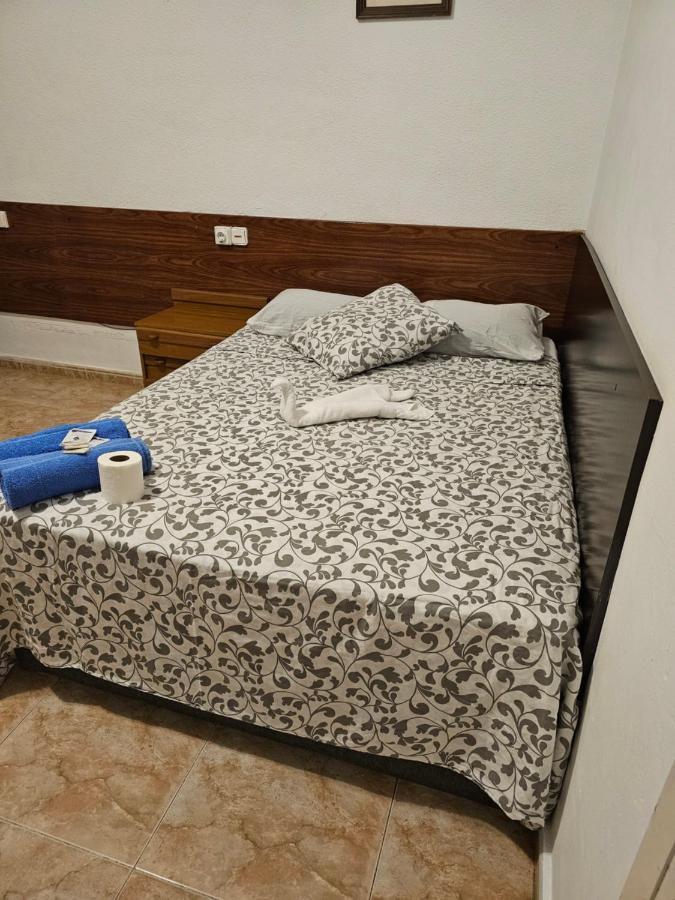 Hostal Sol Celeste Lloret de Mar Eksteriør bilde