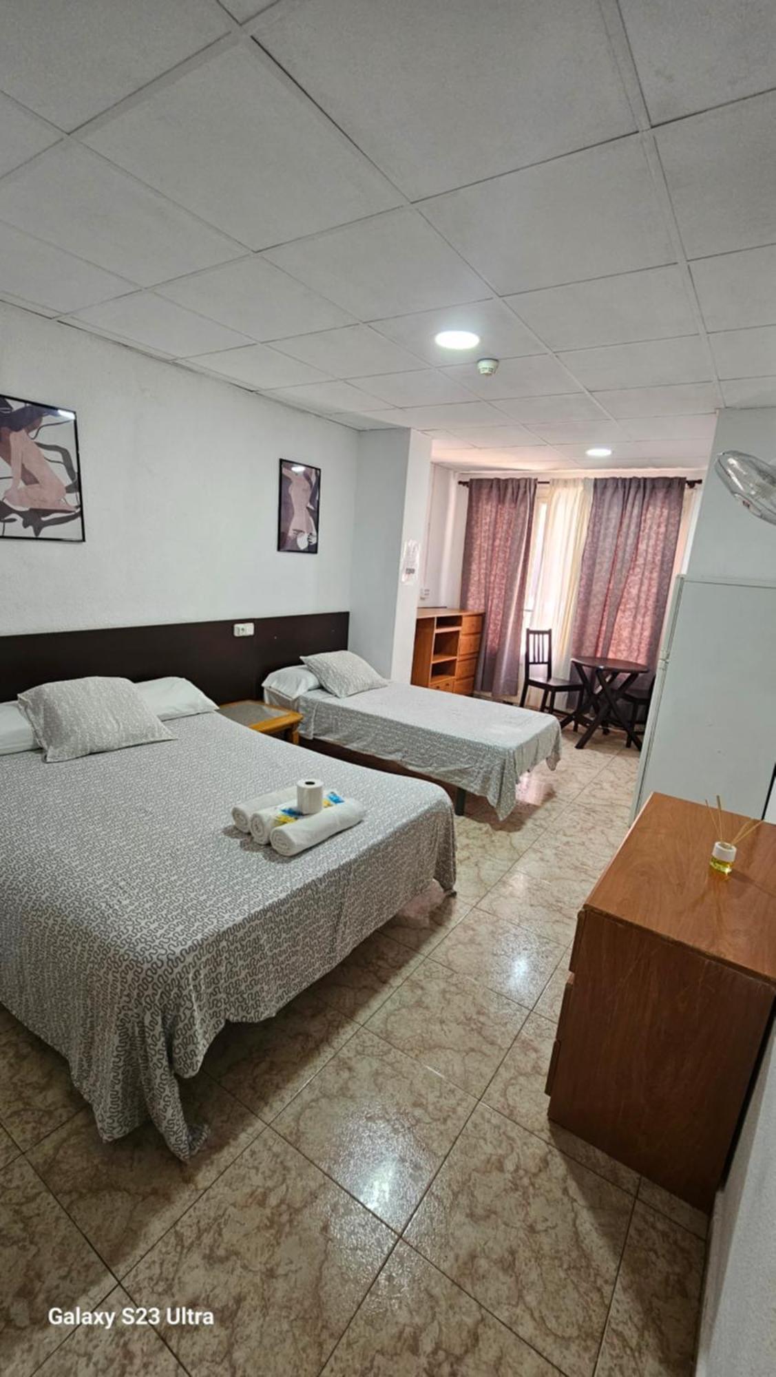 Hostal Sol Celeste Lloret de Mar Eksteriør bilde