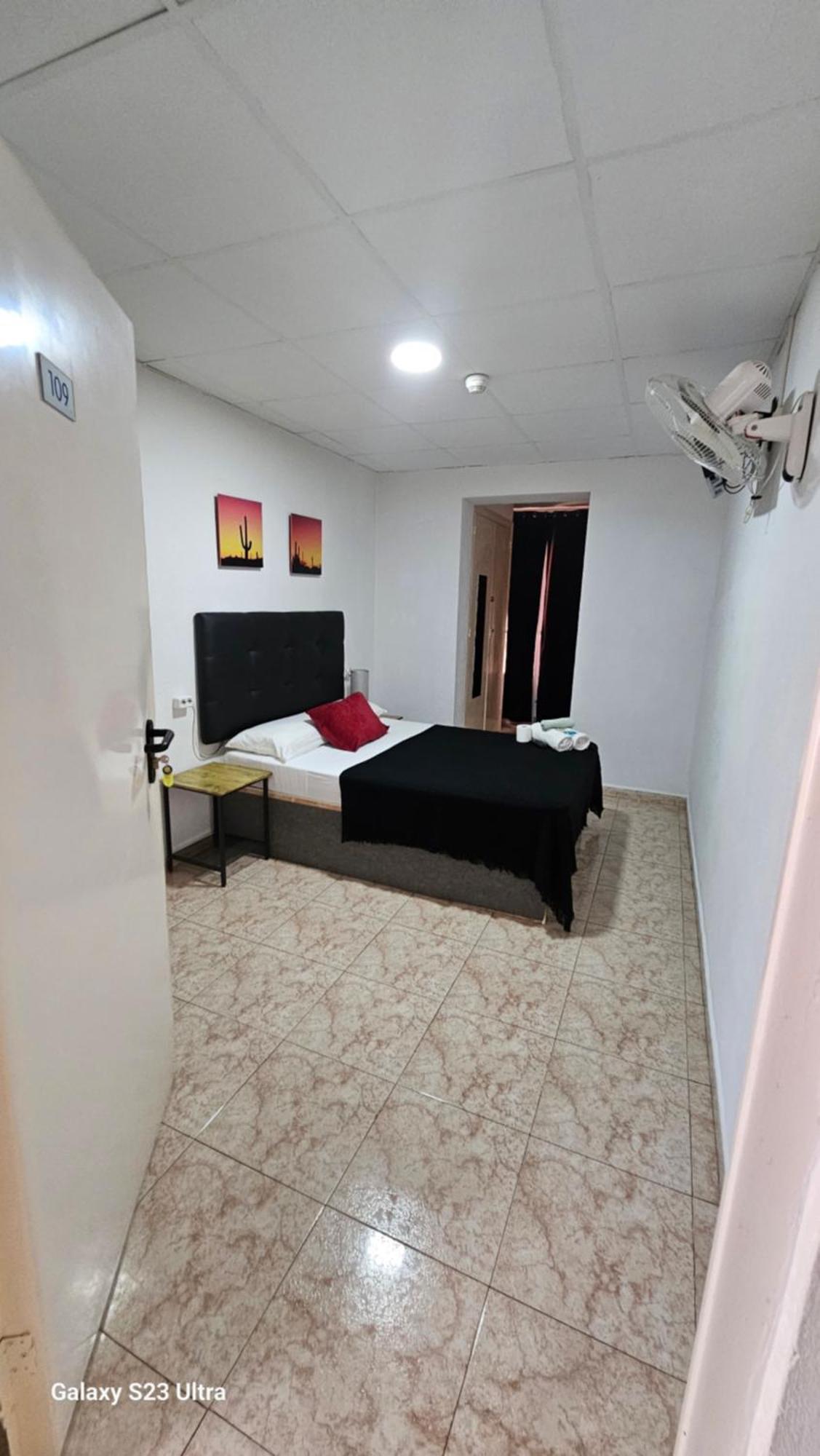 Hostal Sol Celeste Lloret de Mar Eksteriør bilde